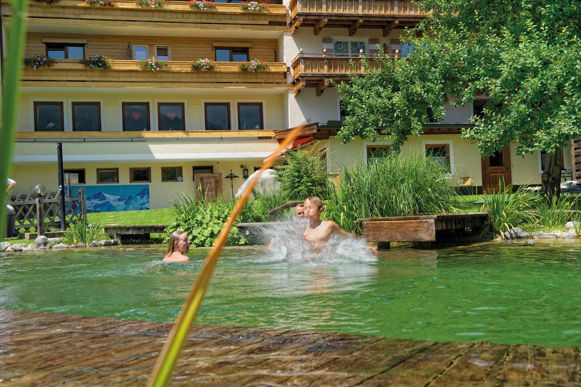 Hotel Steiger Neukirchen am Großvenediger Exteriör bild