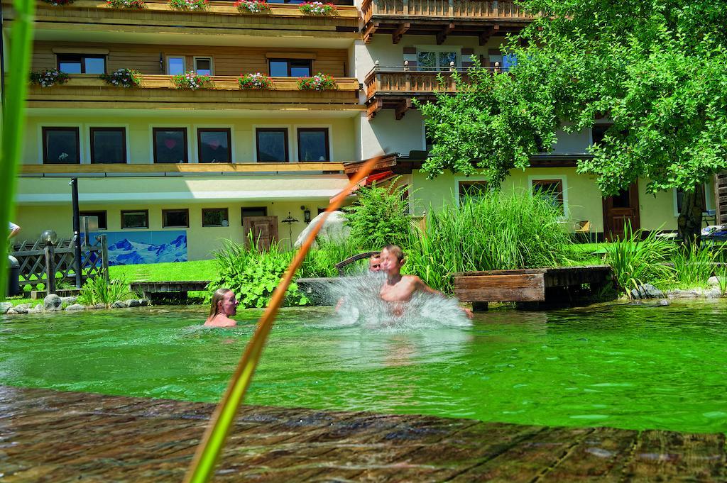 Hotel Steiger Neukirchen am Großvenediger Exteriör bild